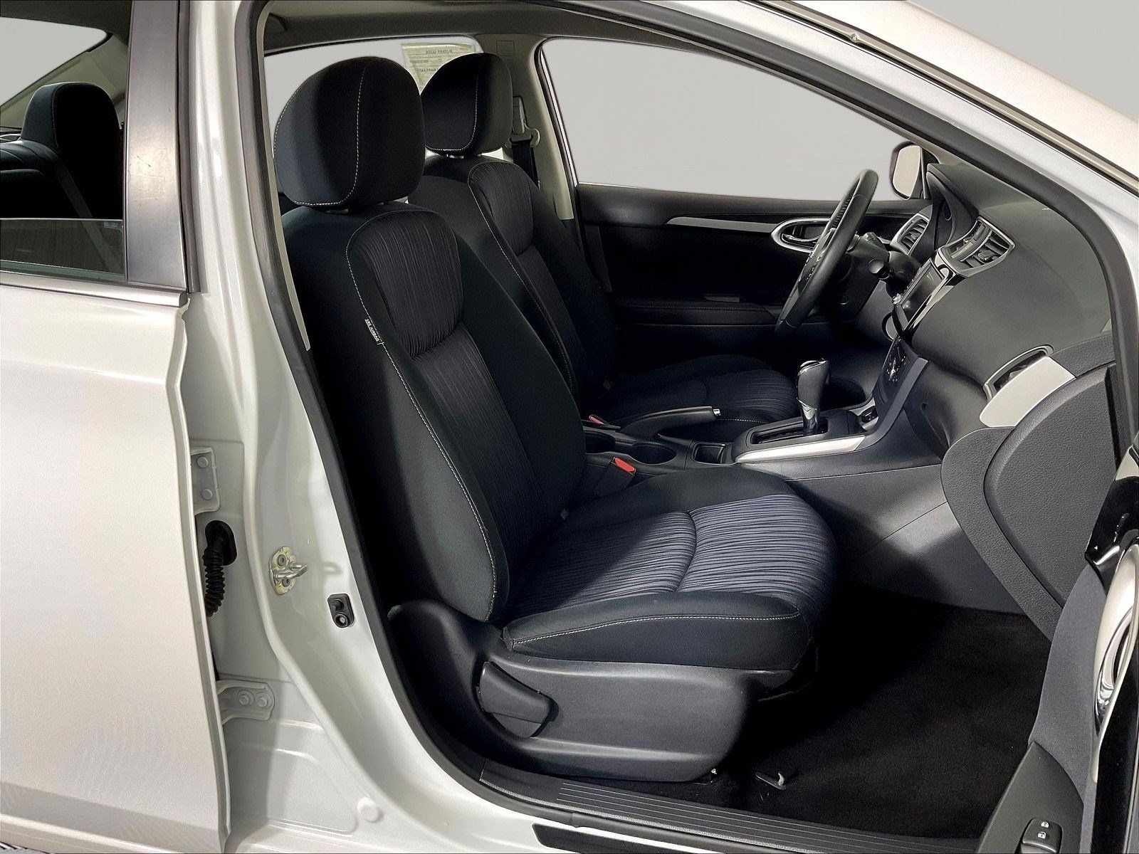 Used 2019 Nissan Sentra SV w/ Special Edition Package FWD image 29