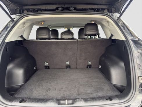 Used 2017 Jeep Compass Limited image 19