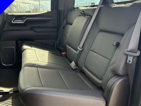 Used 2022 GMC Sierra 1500 SLT image 27