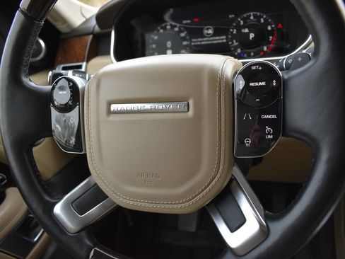 Used 2020 Land Rover Range Rover Long Wheelbase HSE image 29