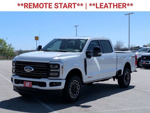 New 2026 Ford F250 Platinum image 3