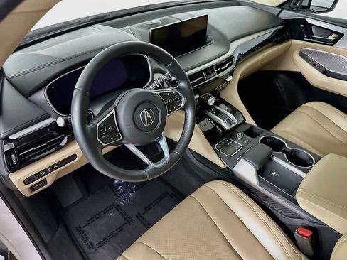 Used 2023 Acura MDX SH-AWD w/ Technology Package image 2