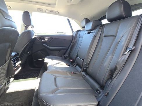 Used 2023 Audi Q8 Premium Plus image 15