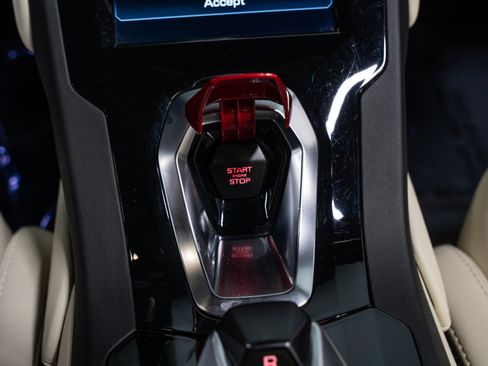 Used 2024 Lamborghini Huracan EVO AWD/4WD image 67