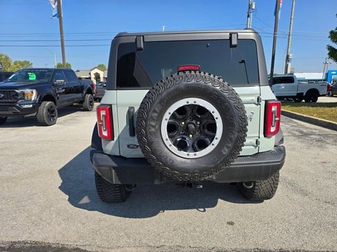 Used 2023 Ford Bronco Badlands w/ Sasquatch Package image 4