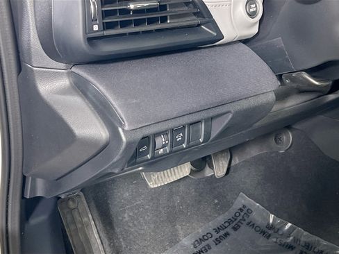 Used 2022 Subaru Outback Premium AWD/4WD image 10