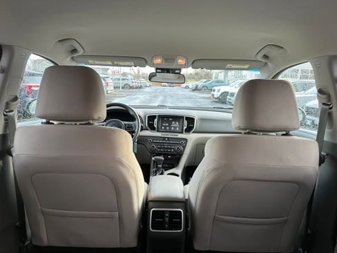 Used 2019 Kia Sportage LX w/ LX Popular Package image 11