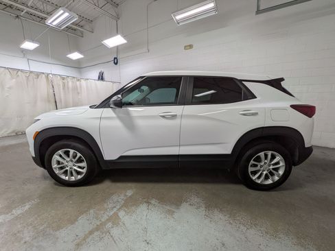 Used 2024 Chevrolet TrailBlazer LS w/ LS Convenience Package AWD/4WD image 10