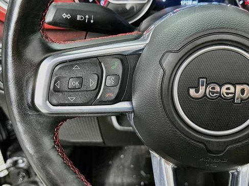 Used 2022 Jeep Wrangler Unlimited Rubicon w/ Steel Bumper Group AWD/4WD image 22