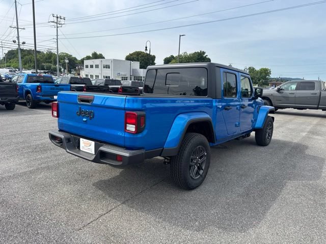 New 2026 Jeep Gladiator Sport AWD/4WD image 7
