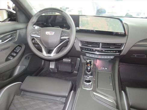 New 2026 Cadillac CT5 V image 13