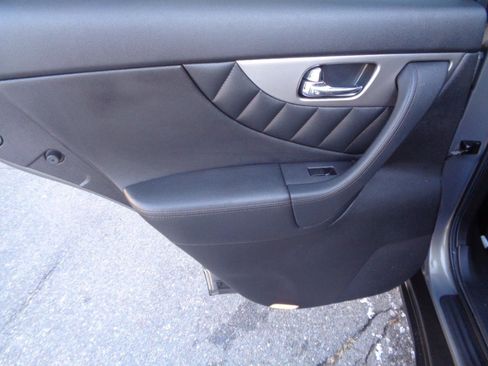 Used 2013 INFINITI FX37 AWD 4dr w/ Premium Pkg image 23