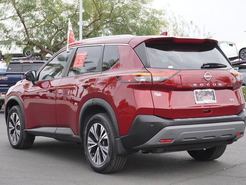Certified 2022 Nissan Rogue SV w/ SV Premium Package image 3