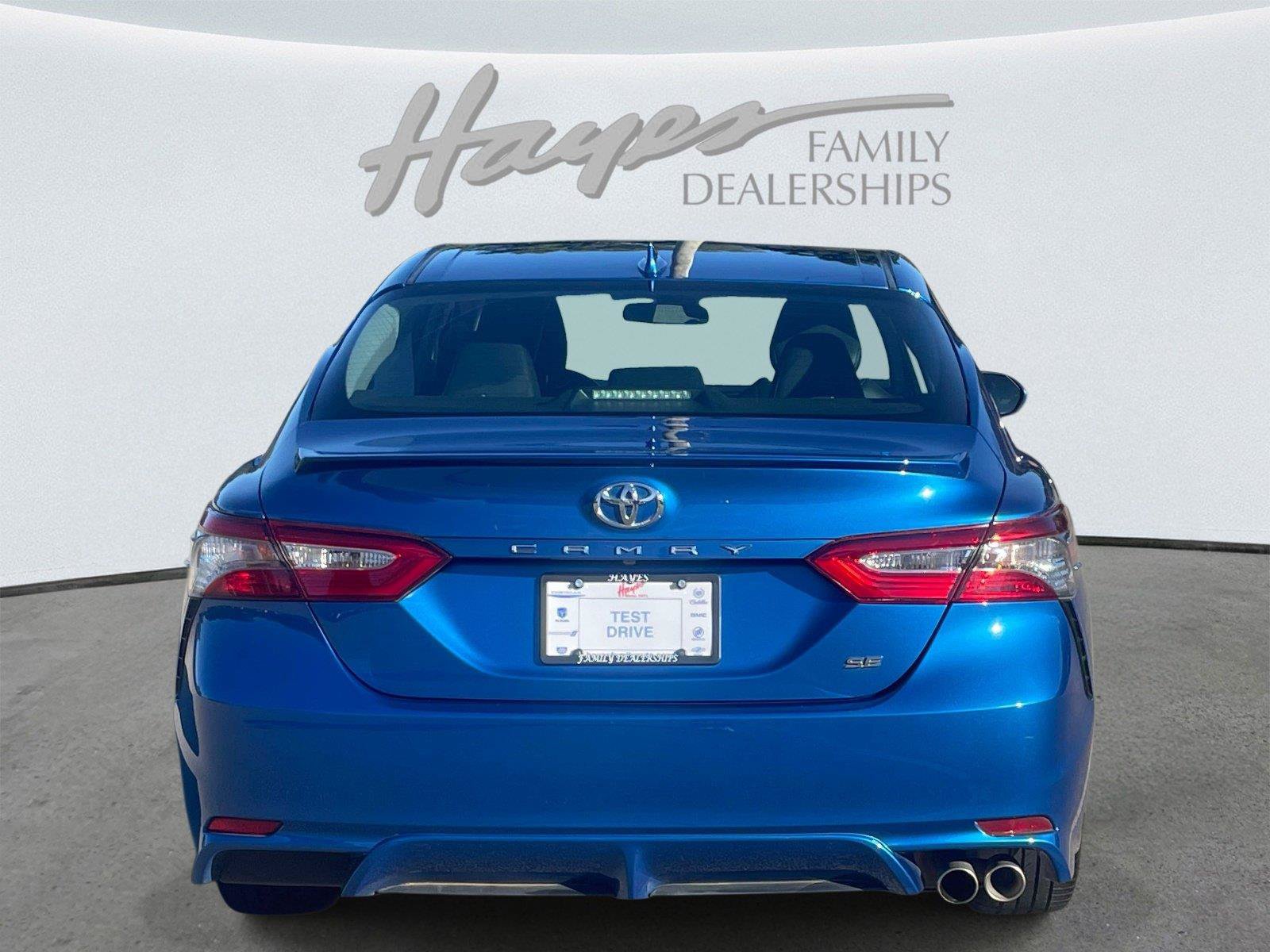 Used 2019 Toyota Camry SE FWD image 4