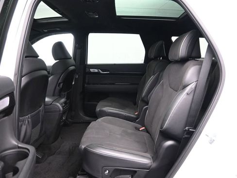 Used 2024 Hyundai Palisade Calligraphy image 30