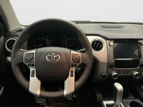 Used 2020 Toyota Tundra Platinum AWD/4WD image 12