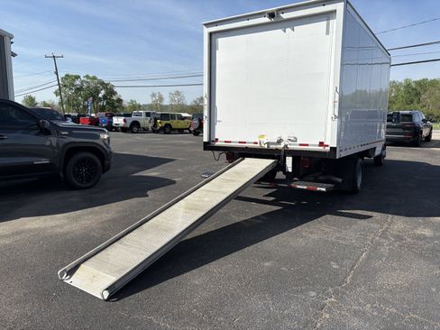 Used 2021 Chevrolet Express 3500 w/ Power Convenience Package image 9