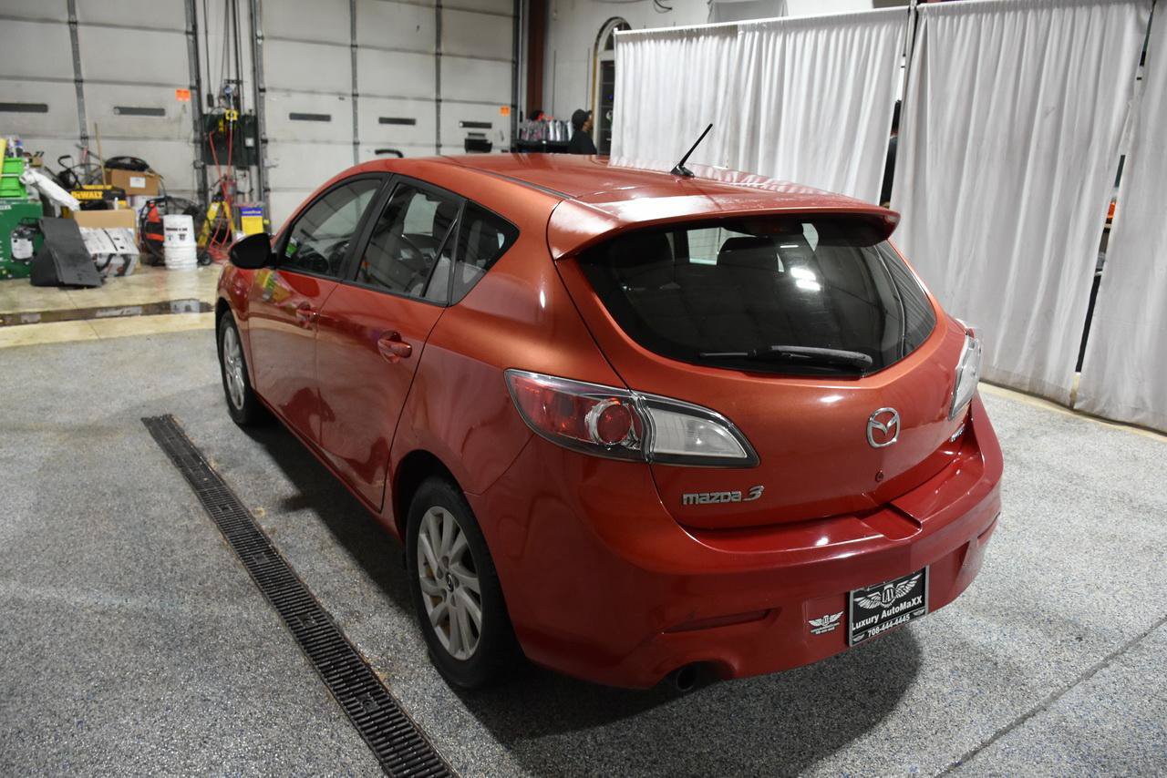 Used 2013 MAZDA MAZDA3 i Touring FWD image 4
