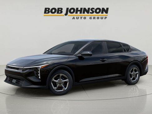 Used 2026 Kia K4 FWD image 3