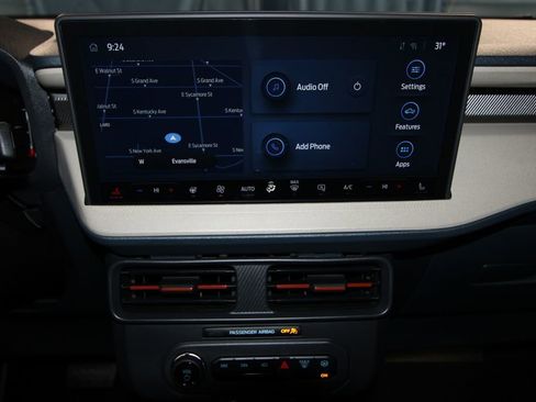 Used 2025 Ford Maverick Lariat image 14