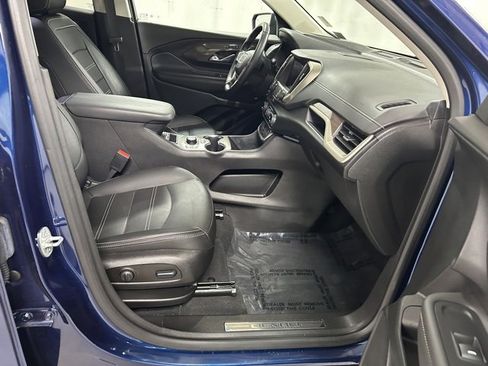 Used 2023 GMC Terrain Denali w/ Denali Premium Package image 13