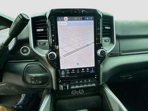 New 2026 RAM 3500 Big Horn AWD/4WD image 13