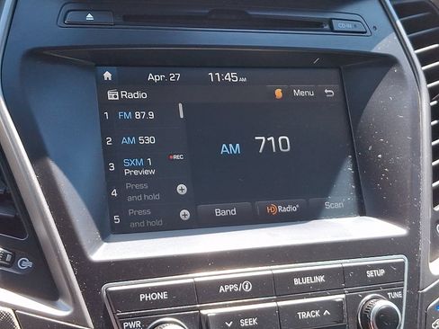 Used 2019 Hyundai Santa Fe XL SE FWD image 18