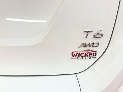 Used 2017 Volvo XC60 T6 R-Design w/ Protection Package AWD/4WD image 5