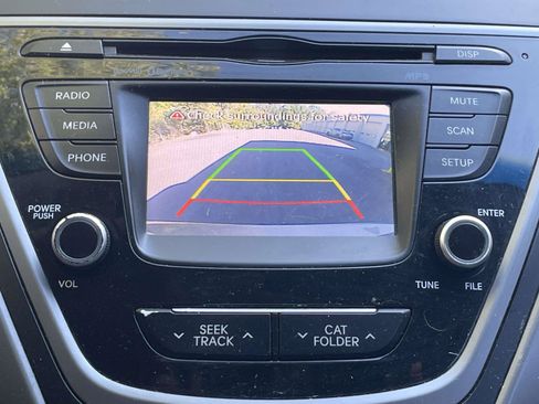 Used 2015 Hyundai Elantra SE w/ Option Group 02 FWD image 27