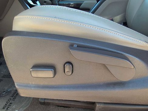 Used 2016 GMC Canyon SLT w/ Trailering Package image 18