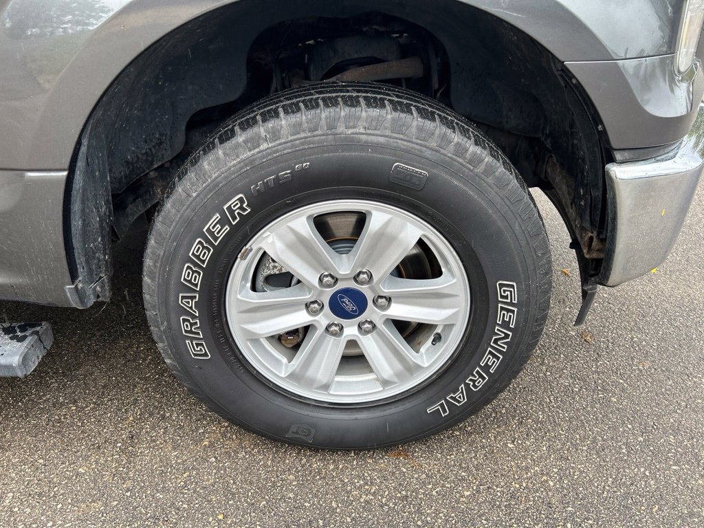Used 2017 Ford F150 XLT w/ Trailer Tow Package AWD/4WD image 5