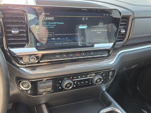 Used 2023 Chevrolet Silverado 1500 LT AWD/4WD image 23