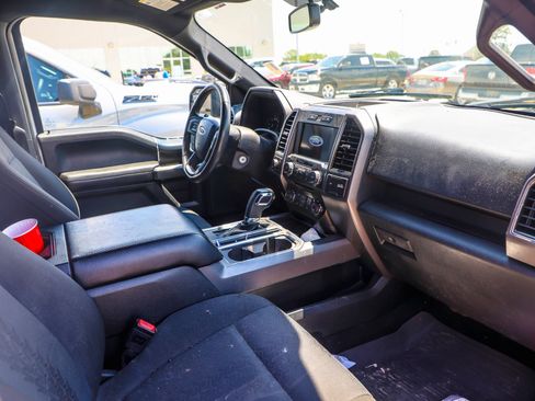 Used 2018 Ford F150 XLT w/ Equipment Group 302A Luxury AWD/4WD image 3