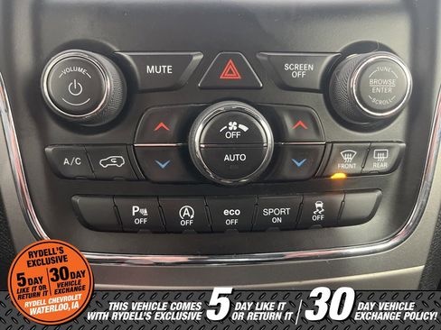 Used 2018 Jeep Grand Cherokee Laredo image 31