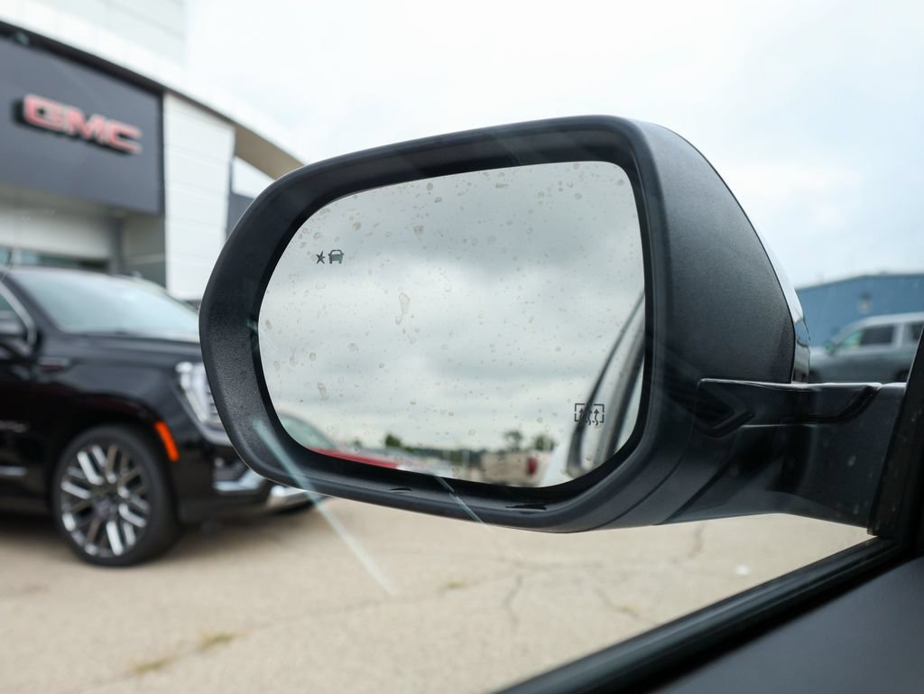New 2027 GMC Terrain Elevation w/ Elevation Premium Package FWD image 28