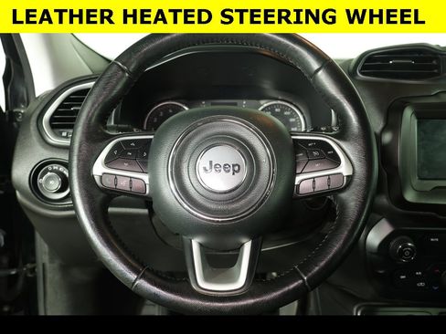 Used 2019 Jeep Renegade Latitude w/ Safety & Security Group II image 8