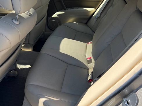 Used 2005 Acura RL AWD/4WD image 32