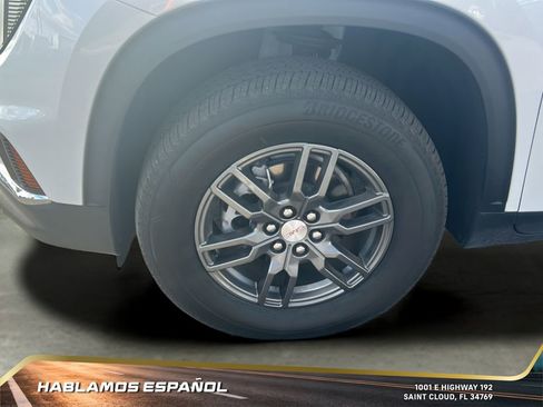 Certified 2025 GMC Acadia Elevation image 10