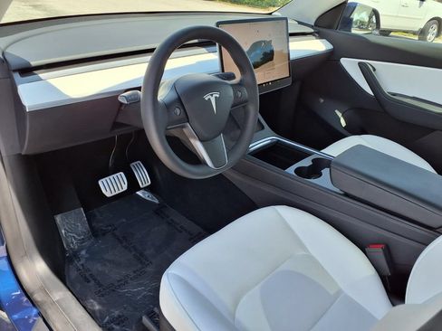 Used 2022 Tesla Model Y Performance AWD/4WD image 22