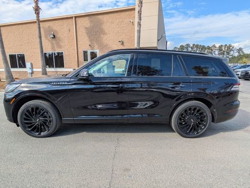 New 2026 Lincoln Aviator Reserve image 7