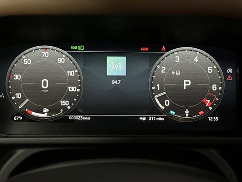 New 2025 Land Rover Defender 110 X-Dynamic SE image 18