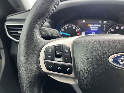 Certified 2023 Ford Explorer Limited w/ Limited Technology Package AWD/4WD image 17