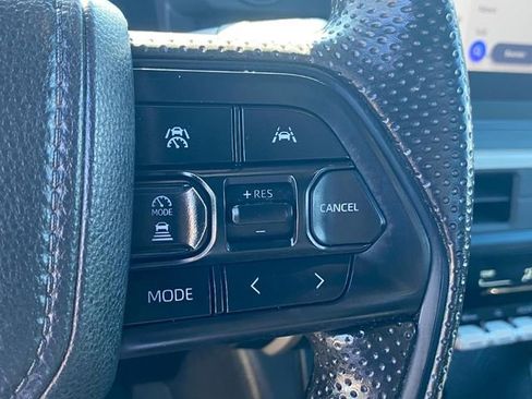 Used 2024 Toyota Tacoma SR image 11