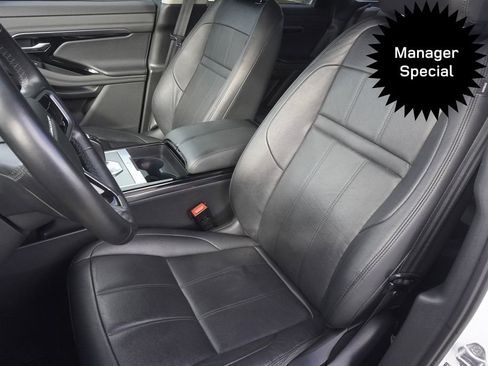 Used 2022 Land Rover Range Rover Evoque SE image 20