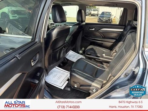 Used 2018 Toyota Highlander XLE FWD image 12