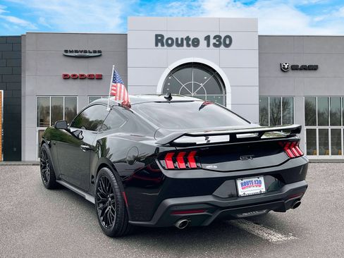 Used 2024 Ford Mustang GT RWD image 3