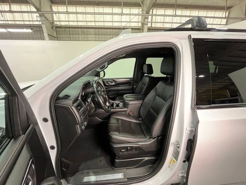 Used 2023 Chevrolet Tahoe RST AWD/4WD image 17