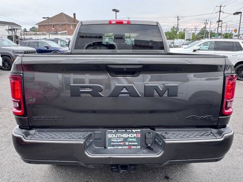 Used 2025 RAM 2500 Big Horn AWD/4WD image 6