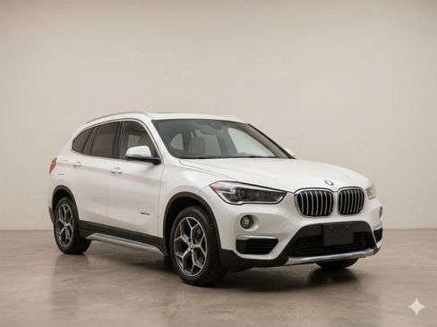 Used 2017 BMW X1 xDrive28i image 1