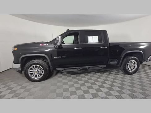 Used 2025 Chevrolet Silverado 2500 LTZ w/ LTZ Plus Package AWD/4WD image 51